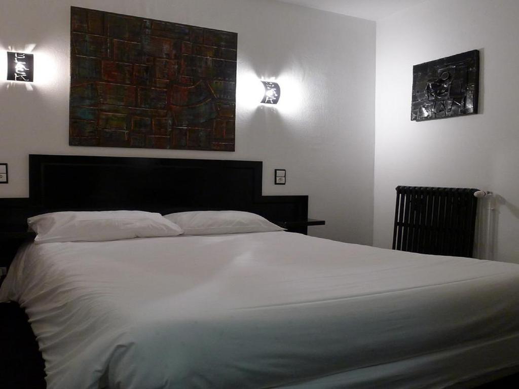 Hotel Le Coin Des Halles การ์ออร์ ภายนอก รูปภาพ